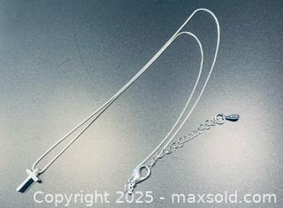 MaxSold Auction: Sterling Silver Necklace #22 - Toronto (Ontario, Canada) SELLER MANAGED Moving Online Auction - Ridley Boulevard (CONDO)