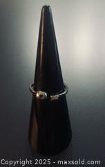 MaxSold Auction: Sterling Silver Ring #5 - Toronto (Ontario, Canada) SELLER MANAGED Moving Online Auction - Ridley Boulevard (CONDO)