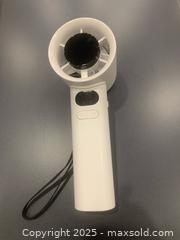 MaxSold Auction: Variable Speed Fan - Toronto (Ontario, Canada) SELLER MANAGED Moving Online Auction - Ridley Boulevard (CONDO)