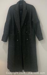 MaxSold Auction: Zara Coat - Toronto (Ontario, Canada) SELLER MANAGED Moving Online Auction - Ridley Boulevard (CONDO)