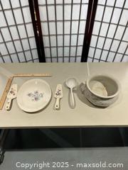 MaxSold Auction: Vintage Ceramic dishes/ Utensils with Floral designs  - Warwick (Rhode Island, USA) SELLER MANAGED Reseller Online Auction - Warwick Avenue