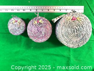 MaxSold Auction: Nesting straw woven baskets  - Ottawa (Ontario, Canada) SELLER MANAGED Estate Sale Online Auction - Palsen Street