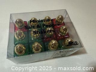 MaxSold Auction: New in Box Miniature salt &#38; pepper shakers set of 12 - New Westminster (British Columbia, Canada) SELLER MANAGED Reseller Online Auction - Columbia Street