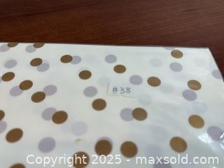 MaxSold Auction: Prestee White &#38; Gold Polka Dot Disposable Tablecloths – 4 Pack (54x108&#34;) - New Westminster (British Columbia, Canada) SELLER MANAGED Reseller Online Auction - Columbia Street