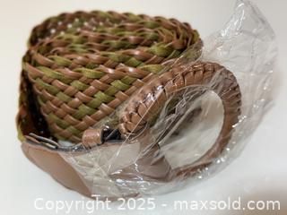 MaxSold Auction: Woven Brown and Olive Stretch Belt with Wrapped Buckle - New Westminster (British Columbia, Canada) SELLER MANAGED Reseller Online Auction - Columbia Street
