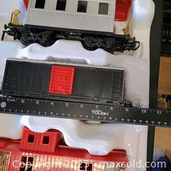 MaxSold Auction: FAO Schwarz 30 piece motorized train set - Waterford (New Jersey, USA) SELLER MANAGED Downsizing Online Auction - Chew Road