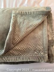 MaxSold Auction: Vintage Black Forest Collection Gray Herringbone Plush Throw Blanket - Menlo Park (California, USA) SELLER MANAGED Estate Sale Online Auction - Sharon Park Drive (CONDO)