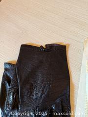 MaxSold Auction: Vintage Leather Gloves - Menlo Park (California, USA) SELLER MANAGED Estate Sale Online Auction - Sharon Park Drive (CONDO)