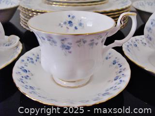 MaxSold Auction: Royal Albert &#39;Memory Lane&#39; Dinnerware  - Aurora (Ontario, Canada) PARTNER MANAGED Downsizing Online Auction - Murray Drive