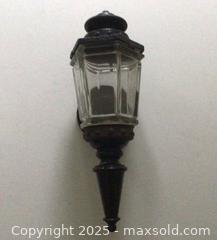 MaxSold Auction: Vintage Outdoor Coach Light - Aurora (Ontario, Canada) PARTNER MANAGED Downsizing Online Auction - Murray Drive