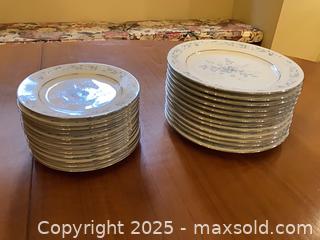 MaxSold Auction: Noritake Carolyn 2693 Salad and Side Plates Lot - Ottawa (Ontario, Canada) SELLER MANAGED Downsizing Online Auction -  Grove Avenue