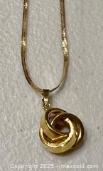 MaxSold Auction: 14K Gold Chain + Knot Pendant  - Toronto (Ontario, Canada) PARTNER MANAGED Downsizing Online Auction - Scarborough Road