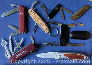 MaxSold Auction: Jack cutters (7) including 2 Swiss Army cutterand 1 Ontario Out of Doors City of Petawawa branded cutter - Kingston (Ontario, Canada) SELLER MANAGED Estate Sale Online Auction - Monterey Court