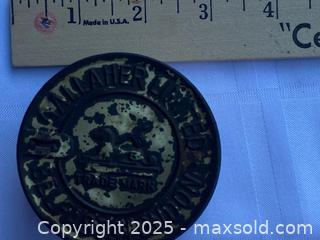 MaxSold Auction: Old Tob Tin - Gallagher‘s Condor Sliced with embossed lid.  - Kingston (Ontario, Canada) SELLER MANAGED Estate Sale Online Auction - Monterey Court