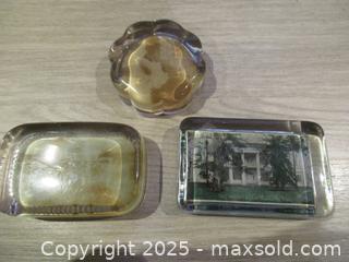 MaxSold Auction: 3 Vintage Paper Weight - Richmond Hill (Ontario, Canada) SELLER MANAGED Downsizing Online Auction - White Pine Trail
