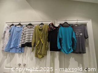 MaxSold Auction: 7 Ladies Tops - Richmond Hill (Ontario, Canada) SELLER MANAGED Downsizing Online Auction - White Pine Trail