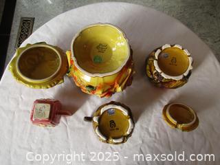MaxSold Auction: Ceramic Table Pieces - Richmond Hill (Ontario, Canada) SELLER MANAGED Downsizing Online Auction - White Pine Trail