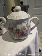 MaxSold Auction: For Tea or Coffee  - Richmond Hill (Ontario, Canada) SELLER MANAGED Downsizing Online Auction - White Pine Trail