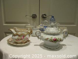 MaxSold Auction: Pitchers and Tablewares - Richmond Hill (Ontario, Canada) SELLER MANAGED Downsizing Online Auction - White Pine Trail