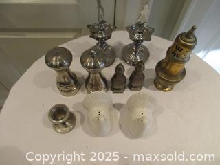 MaxSold Auction: Various Shakers, Trays, etc. - Richmond Hill (Ontario, Canada) SELLER MANAGED Downsizing Online Auction - White Pine Trail