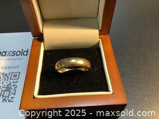 MaxSold Auction: Estate 10k gold wedding band - Milton (Ontario, Canada) SELLER MANAGED Estate Sale Online Auction - Chisholm Drive