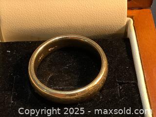 MaxSold Auction: Estate 10k gold wedding band - Milton (Ontario, Canada) SELLER MANAGED Estate Sale Online Auction - Chisholm Drive