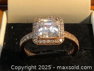 MaxSold Auction: Estate ring - Milton (Ontario, Canada) SELLER MANAGED Estate Sale Online Auction - Chisholm Drive