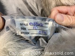 MaxSold Auction: Estate Vintage Beautiful Saga Fox real fur coat - Milton (Ontario, Canada) SELLER MANAGED Estate Sale Online Auction - Chisholm Drive