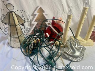 MaxSold Auction: Christmas Decorations - Toronto (Ontario, Canada) SELLER MANAGED Downsizing Online Auction - Woodfield Road
