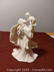 MaxSold Auction: 1995 cause of our joy  - Haldimand (Ontario, Canada) SELLER MANAGED Downsizing Online Auction - Ramsey Drive (STORAGE)