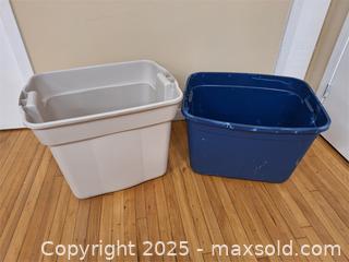 MaxSold Auction: 2 Large Totes - Newburgh (Ontario, Canada) SELLER MANAGED Charity/Fundraising Online Auction - Academy Street