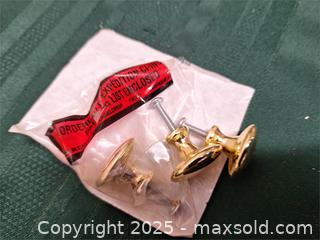 MaxSold Auction: Hardware - Newburgh (Ontario, Canada) SELLER MANAGED Charity/Fundraising Online Auction - Academy Street