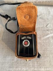 MaxSold Auction: GE Vintage Analog Photographic Exposure Light Meter with Case - Toronto (Ontario, Canada) SELLER MANAGED Reseller Online Auction - Weston Road (CONDO)