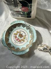 MaxSold Auction: Decorative pieces - Toronto (Ontario, Canada) SELLER MANAGED Downsizing Online Auction - Woodfield Road