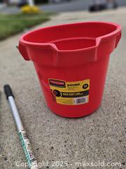 MaxSold Auction: 6-Piece Cleaning and Window Washing Set with Buckets - Chesapeake (Virginia, USA) PARTNER MANAGED Downsizing Online Auction - River Arch Drive