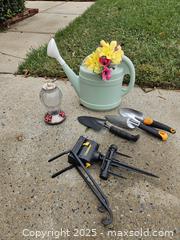MaxSold Auction: Garden Tools Lot: Watering Can, Trowels, Feeder, Sprinkler - Chesapeake (Virginia, USA) PARTNER MANAGED Downsizing Online Auction - River Arch Drive