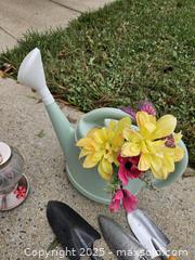 MaxSold Auction: Garden Tools Lot: Watering Can, Trowels, Feeder, Sprinkler - Chesapeake (Virginia, USA) PARTNER MANAGED Downsizing Online Auction - River Arch Drive