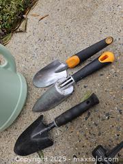 MaxSold Auction: Garden Tools Lot: Watering Can, Trowels, Feeder, Sprinkler - Chesapeake (Virginia, USA) PARTNER MANAGED Downsizing Online Auction - River Arch Drive