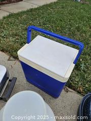 MaxSold Auction: Kitchen Countertop Appliances & Cookware Lot: Skillet, Cooker, Cooler - Chesapeake (Virginia, USA) PARTNER MANAGED Downsizing Online Auction - River Arch Drive