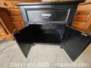 MaxSold Auction: Klaussner Black Wood Nightstand with Drawer and Double Doors - Chesapeake (Virginia, USA) PARTNER MANAGED Downsizing Online Auction - River Arch Drive