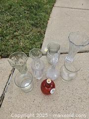 MaxSold Auction: Lot of Glass Vases, Decanter w/ Stopper, Red 'Light Up!' Bottle (8) - Chesapeake (Virginia, USA) PARTNER MANAGED Downsizing Online Auction - River Arch Drive
