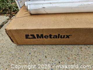MaxSold Auction: Lot of T12 Fluorescent Light Bulbs, F40/CWP 48in 40W - Chesapeake (Virginia, USA) PARTNER MANAGED Downsizing Online Auction - River Arch Drive