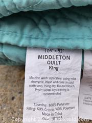MaxSold Auction: Middleton King Quilt Set, Teal/Aqua, 106 x 92 in, 3-Piece - Chesapeake (Virginia, USA) PARTNER MANAGED Downsizing Online Auction - River Arch Drive