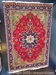 MaxSold Auction: Persian Carpet B - Toronto (Ontario, Canada) Moving Online Auction - Hanna Avenue