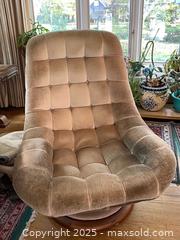 MaxSold Auction: MCM teak Huber Scoop Swivel chair - Vaughan (Ontario, Canada) PARTNER MANAGED Estate Sale Online Auction - Highway 27