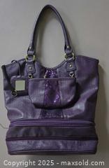 MaxSold Auction: London&#39;s Moira C Purple Travel Tote with Detachable Toiletries Bag - Los Angeles (California, USA) SELLER MANAGED Reseller Online Auction -  Devonshire Street