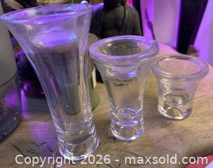 MaxSold Auction: Set of 3 Clear Glass Trumpet Bud Vases - Hamilton (Ontario, Canada) SELLER MANAGED Downsizing Online Auction - Cameron Avenue South