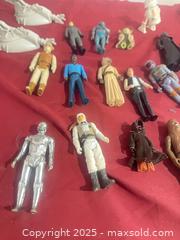 MaxSold Auction: 1970s and 80s star wars figurines lot  - Elgin (Ontario, Canada) SELLER MANAGED Estate Sale Online Auction - Main