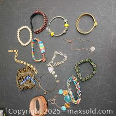 MaxSold Auction: Assorted bracelet lot 14 - Waterford (New Jersey, USA) SELLER MANAGED Downsizing Online Auction - Chew Road