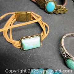 MaxSold Auction: Assorted bracelet lot 9 - Waterford (New Jersey, USA) SELLER MANAGED Downsizing Online Auction - Chew Road